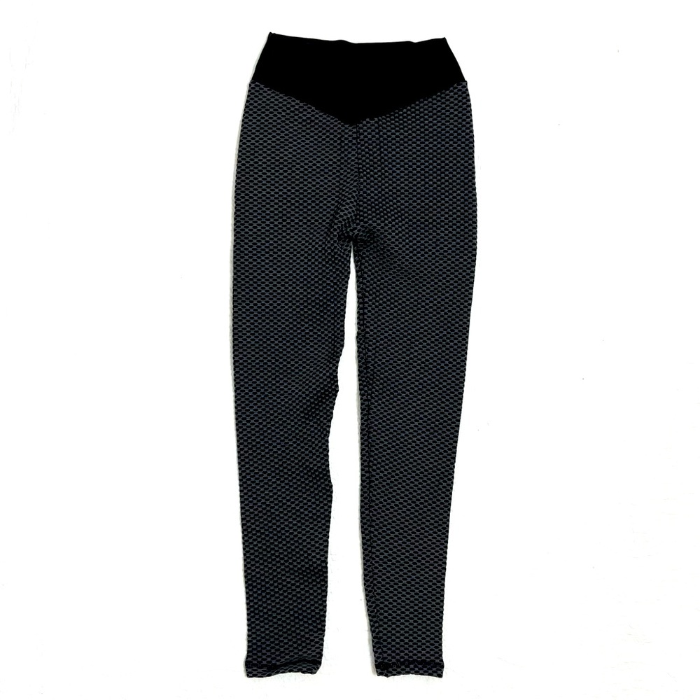 High-Rise Textured Scrunch Butt Leggings NWOT - Picture 2 of 6